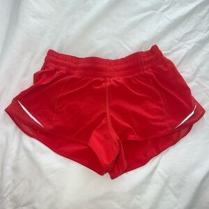 Lululemon Low Rise 2.5 inseam hotty hot shorts